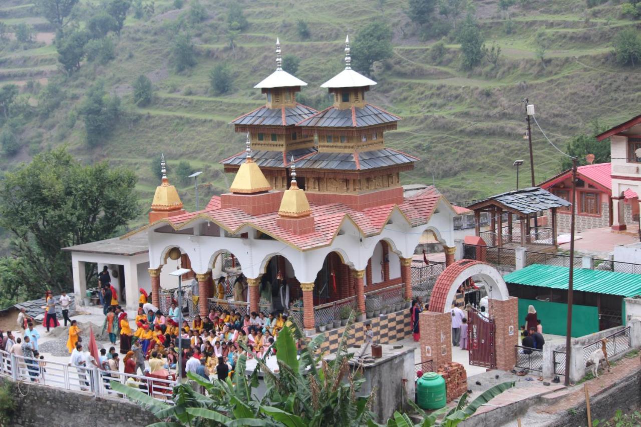 Veda Inn Chakrata Exterior foto