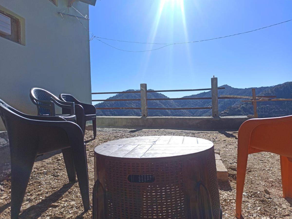 Veda Inn Chakrata Exterior foto
